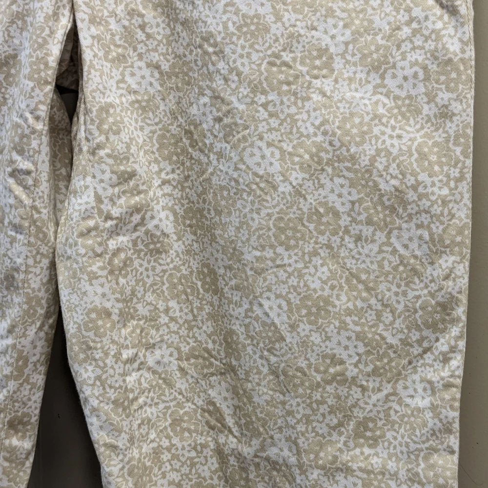 Counterparts Tan/White Floral Cotton Blend Bermuda Shorts - 6P